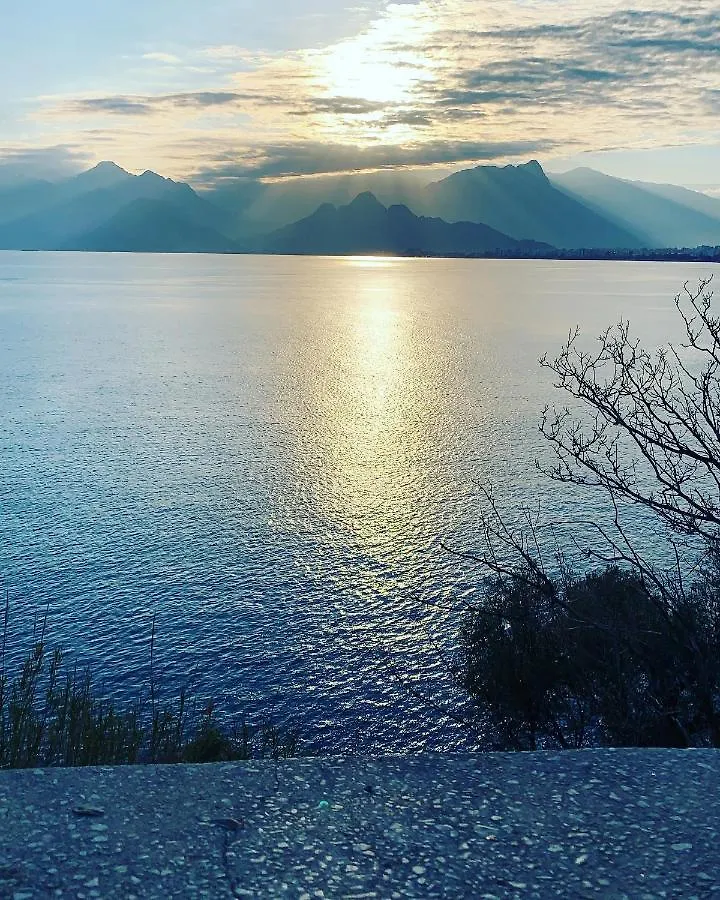 Cosy Flat In Old Town Antalya 아파트 터키