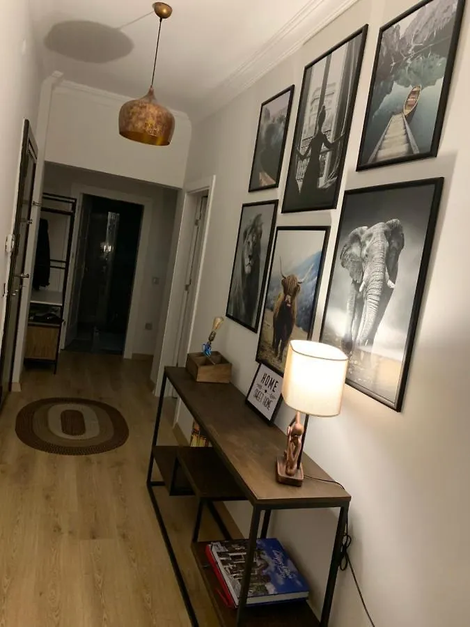 Cosy Flat In Old Town Antalya 아파트
